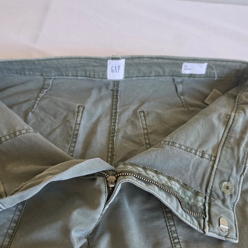 Gap Barrel Cargo Pants Olive Green Khaki Size 14 High Rise Utility Gorpcore - Picture 5 of 12
